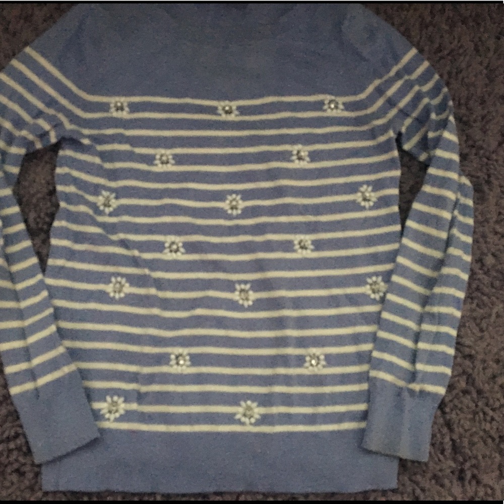 Lift size small blue and white sweater